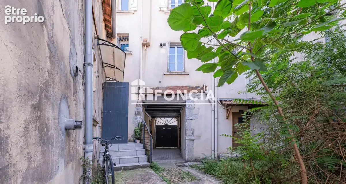 Vienne Centre-Ancien / Saint-Martin - appartement 3 pièces - photo 10