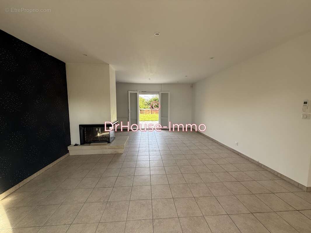 Maison à GIRONVILLE