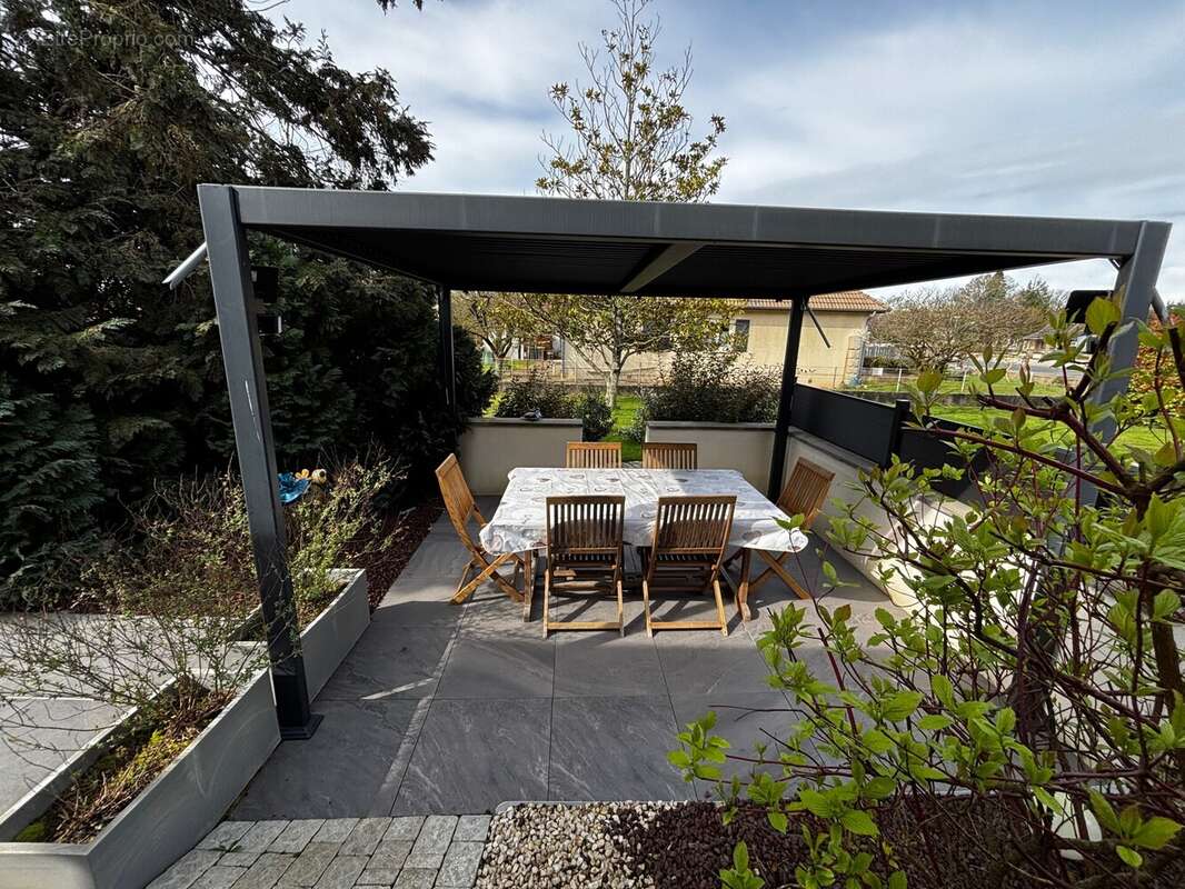 Maison à SAINT-GERMAIN-DU-PLAIN