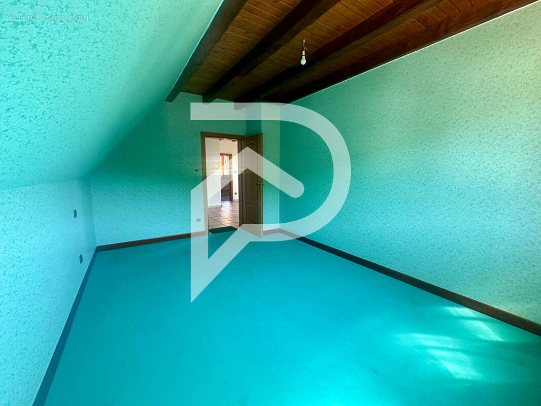 Maison KATZENTHAL 6 pièce(s) 160m² - photo 13