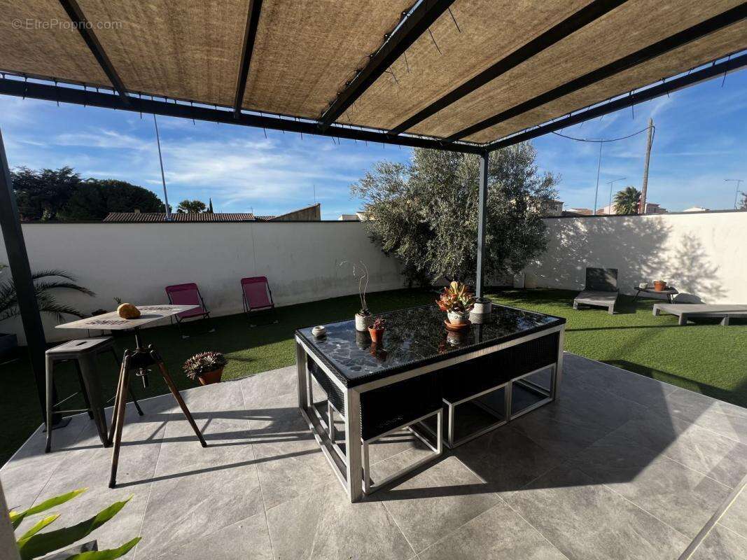 Maison à SAINT-GILLES