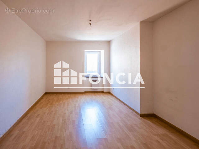 Appartement à ROMANS-SUR-ISERE