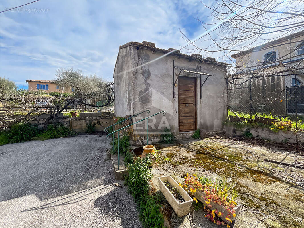 Maison à MOUANS-SARTOUX