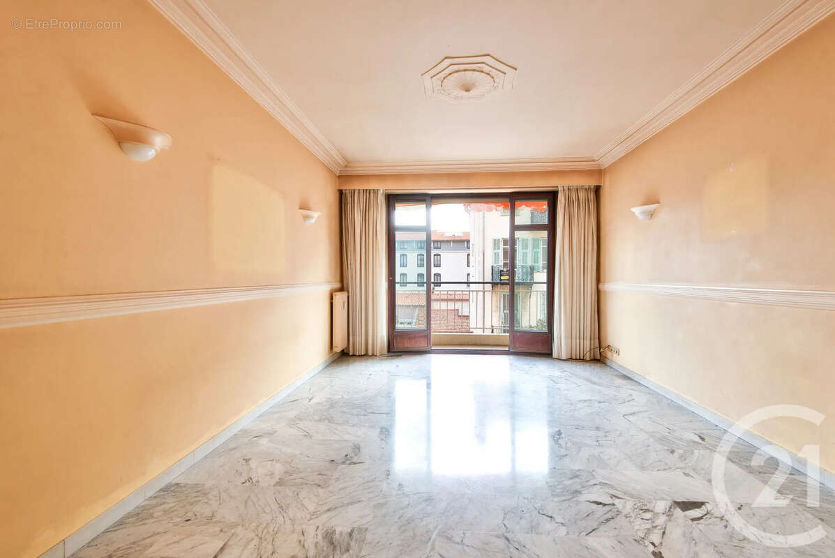 Appartement à NICE