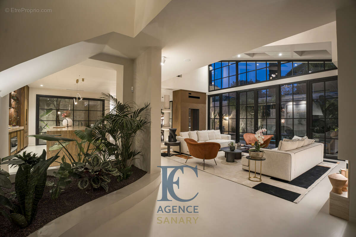 Maison à SANARY-SUR-MER