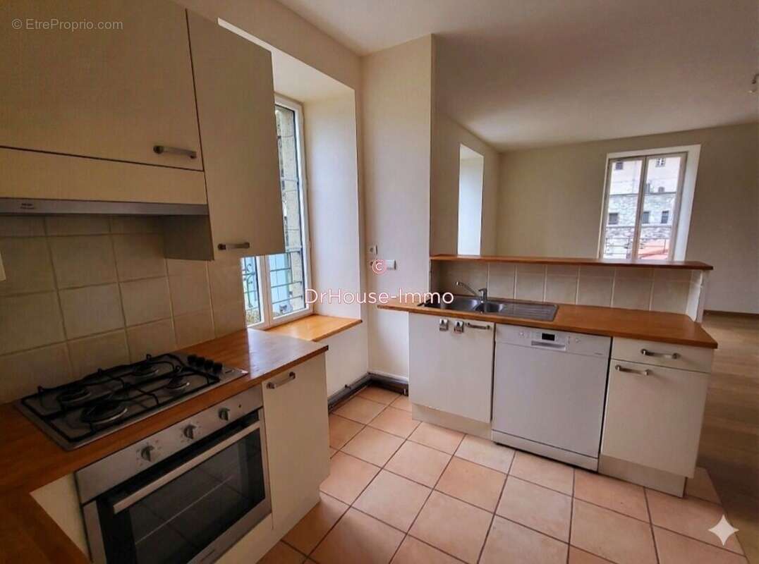 Appartement à ESPALY-SAINT-MARCEL