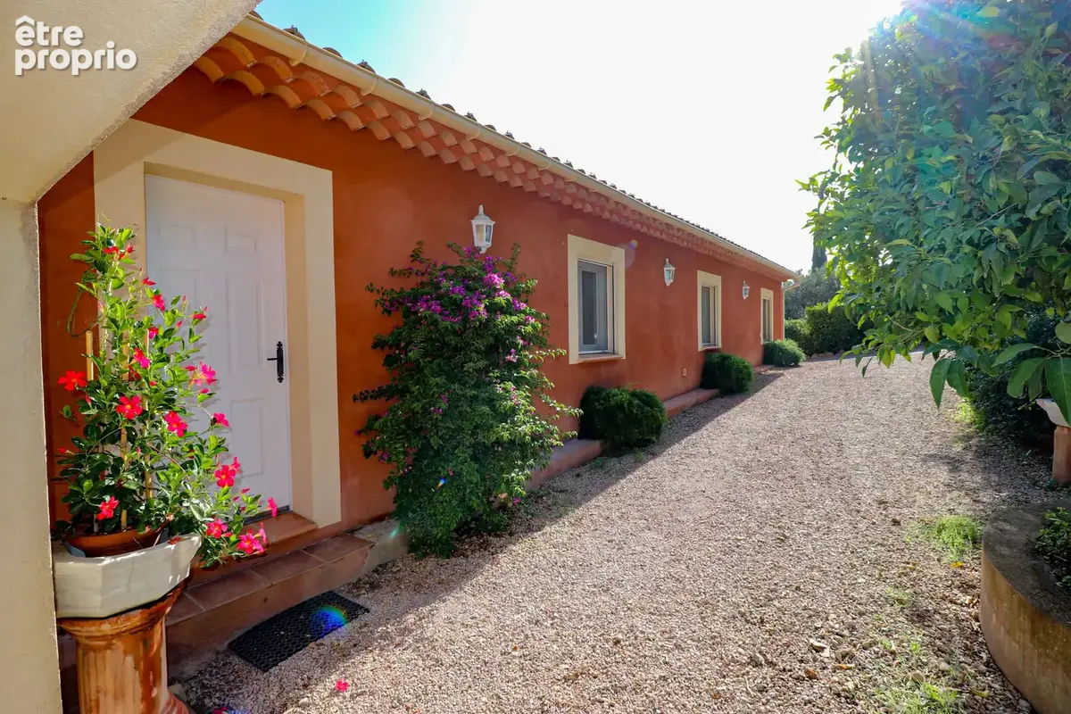 Exclusivite villa traditionnelle tout de plain pied 142m2 avec piscine et vue panoramique - photo 40