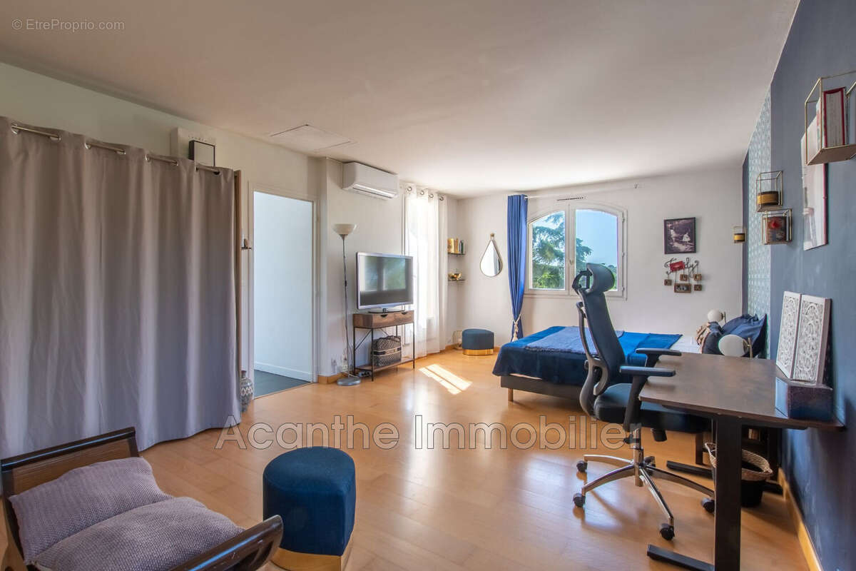 Maison à CASTELNAU-LE-LEZ