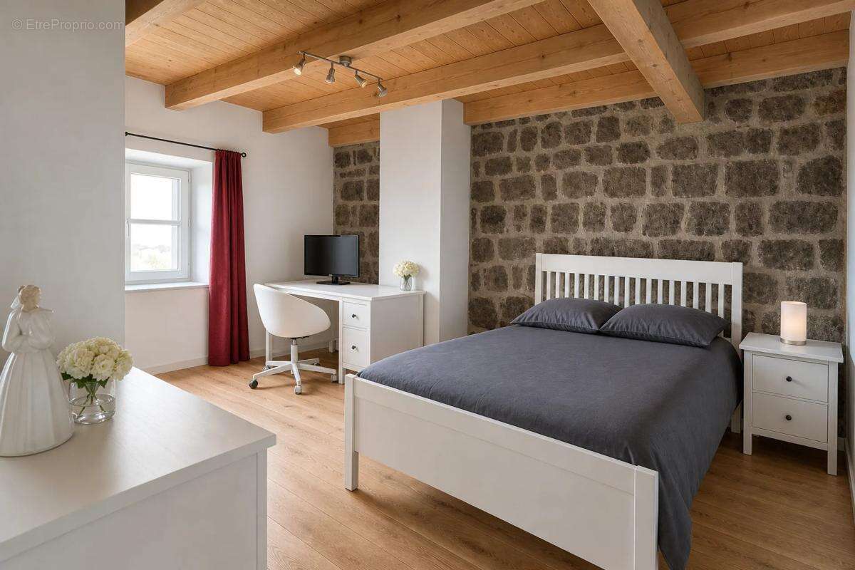 Maison à SAINT-AGREVE