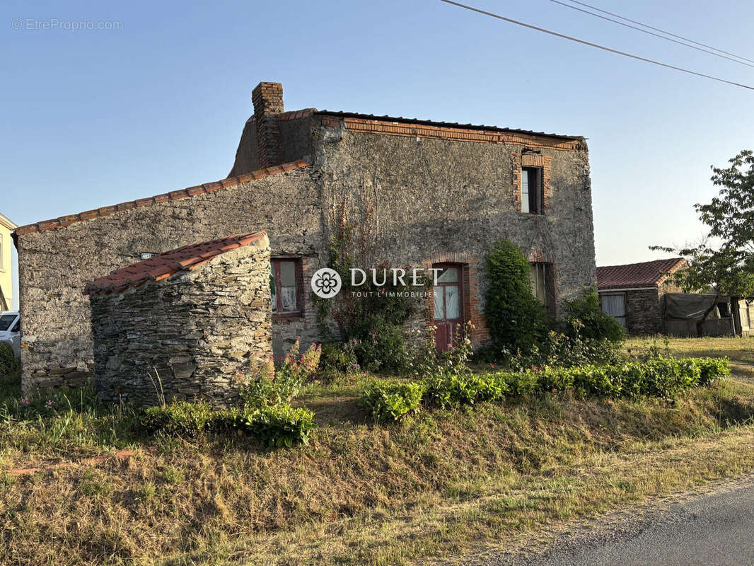 Maison à BEAUPREAU