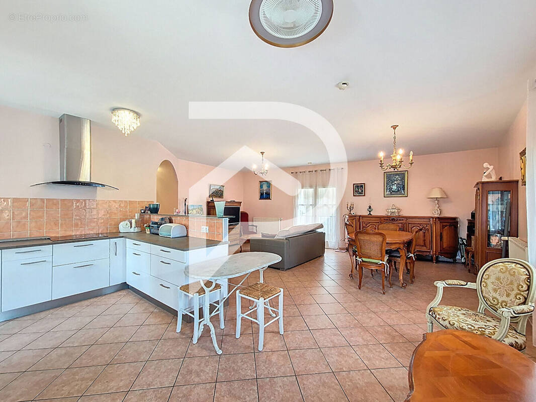 Appartement à MONTELIMAR