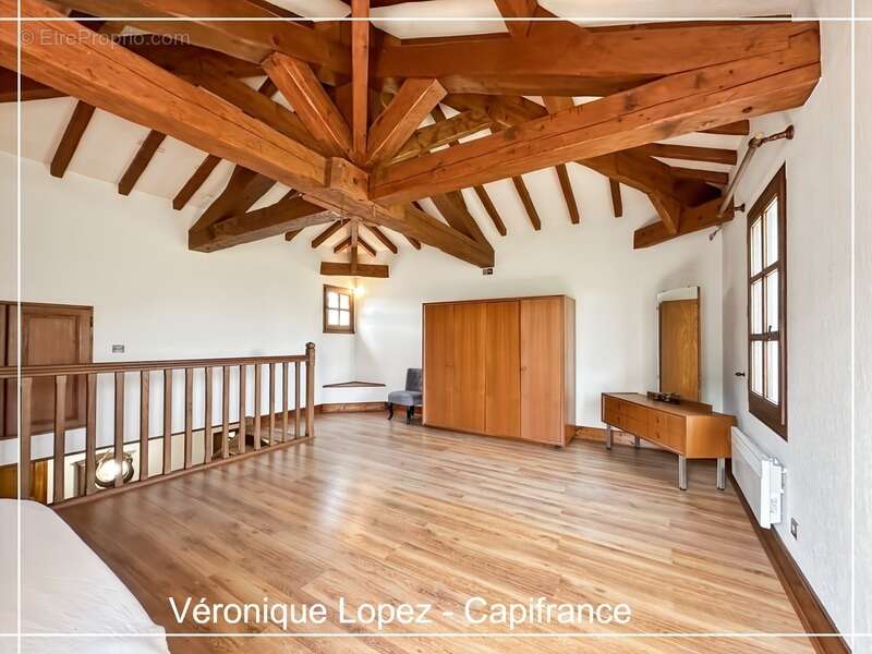FOULAYRONNES – Maison familiale T4 de 123m² au calme dans un environnement privilégié sur parcelle de 2600m² - photo 2