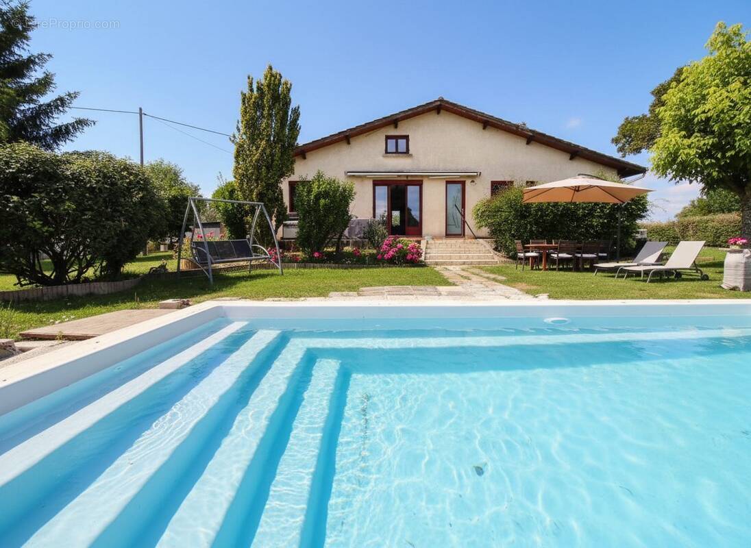 Maison à CEZAC