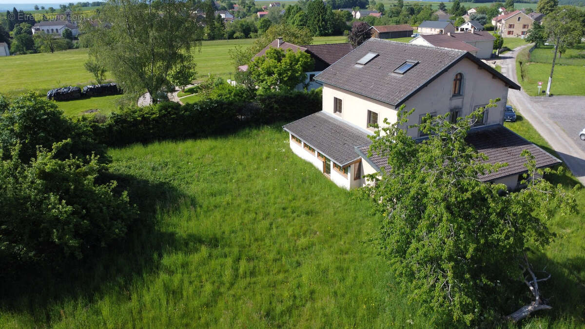 Maison à LE CLERJUS