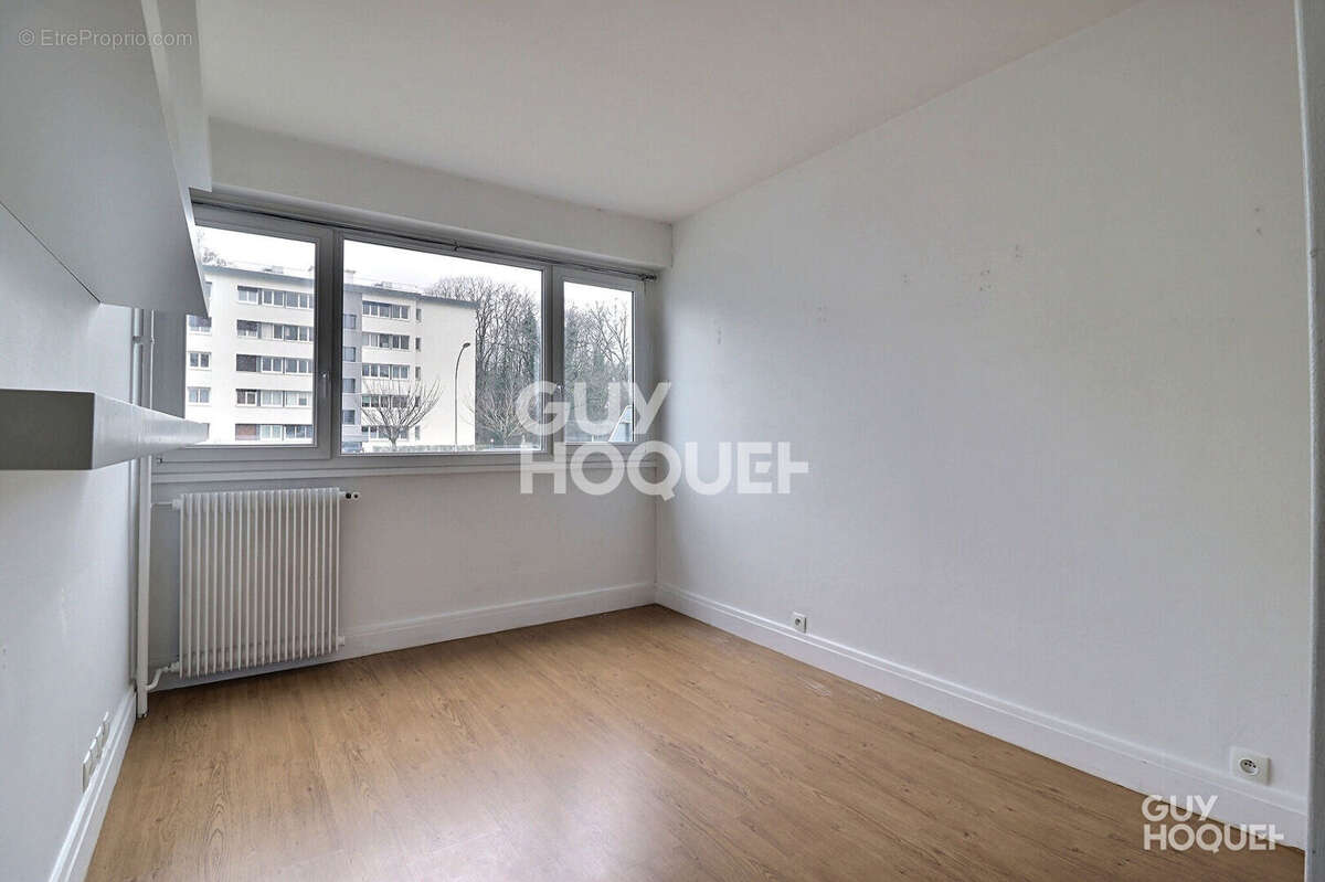 Appartement à SAINT-MICHEL-SUR-ORGE