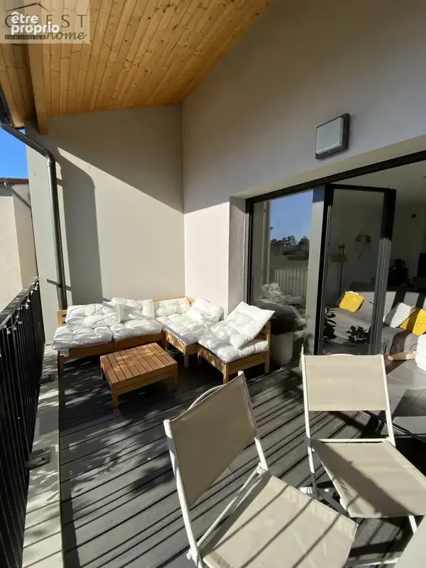 Écully Centre   Appartement au dernier étage avec terrasse - photo 3