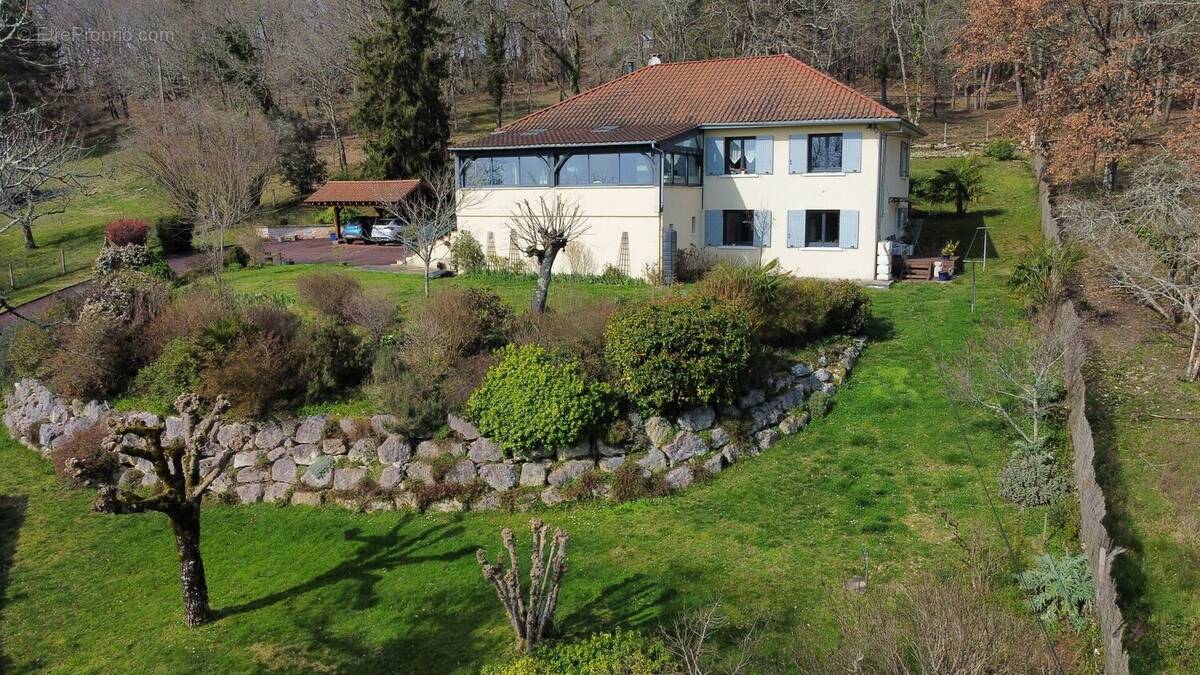 Drone maison - Maison à BRANTOME
