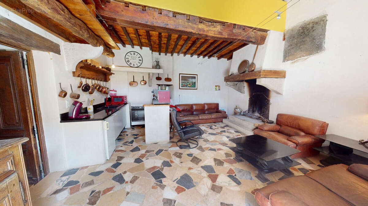 Maison à VERTRIEU