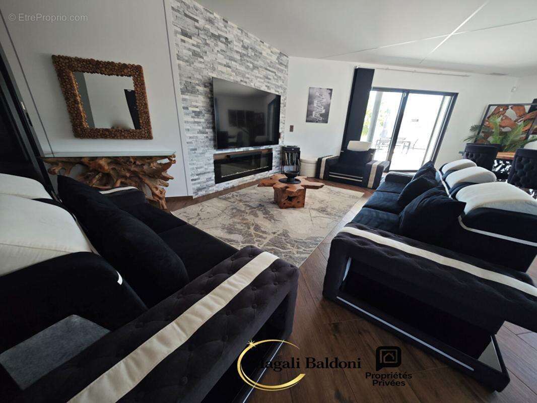 Villa moderne 210 m2- Pièce de vie grandiose- Proche commodités - photo 6