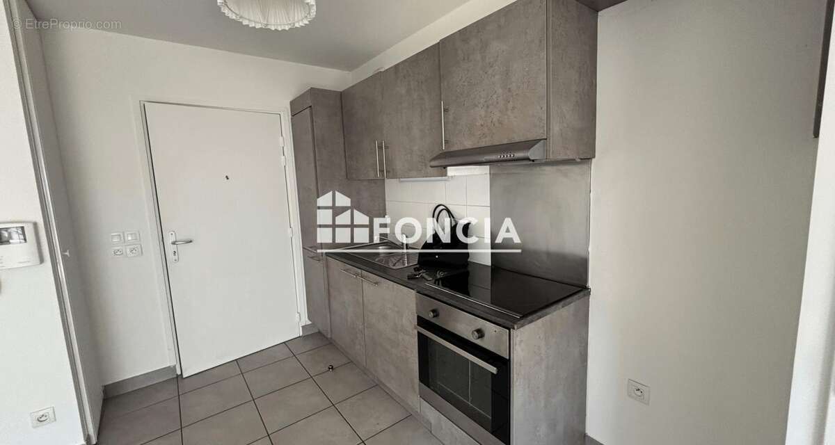 Appartement à DECINES-CHARPIEU