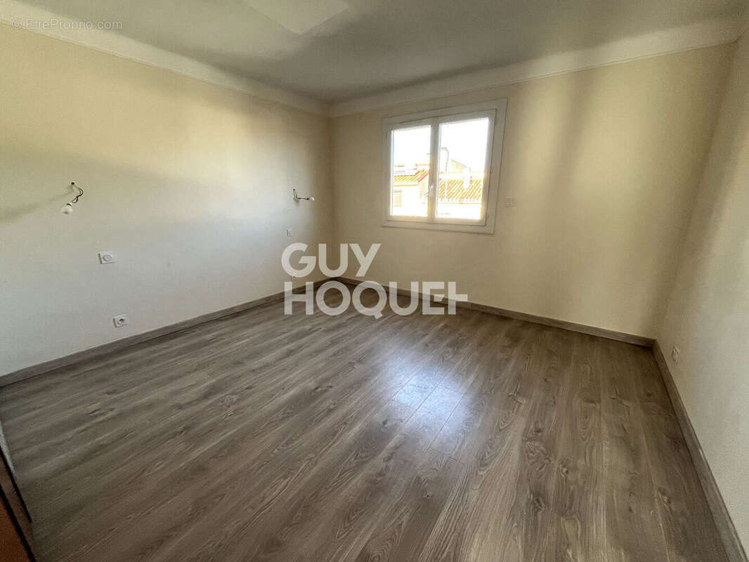 Maison à VILLENEUVE-DE-LA-RAHO