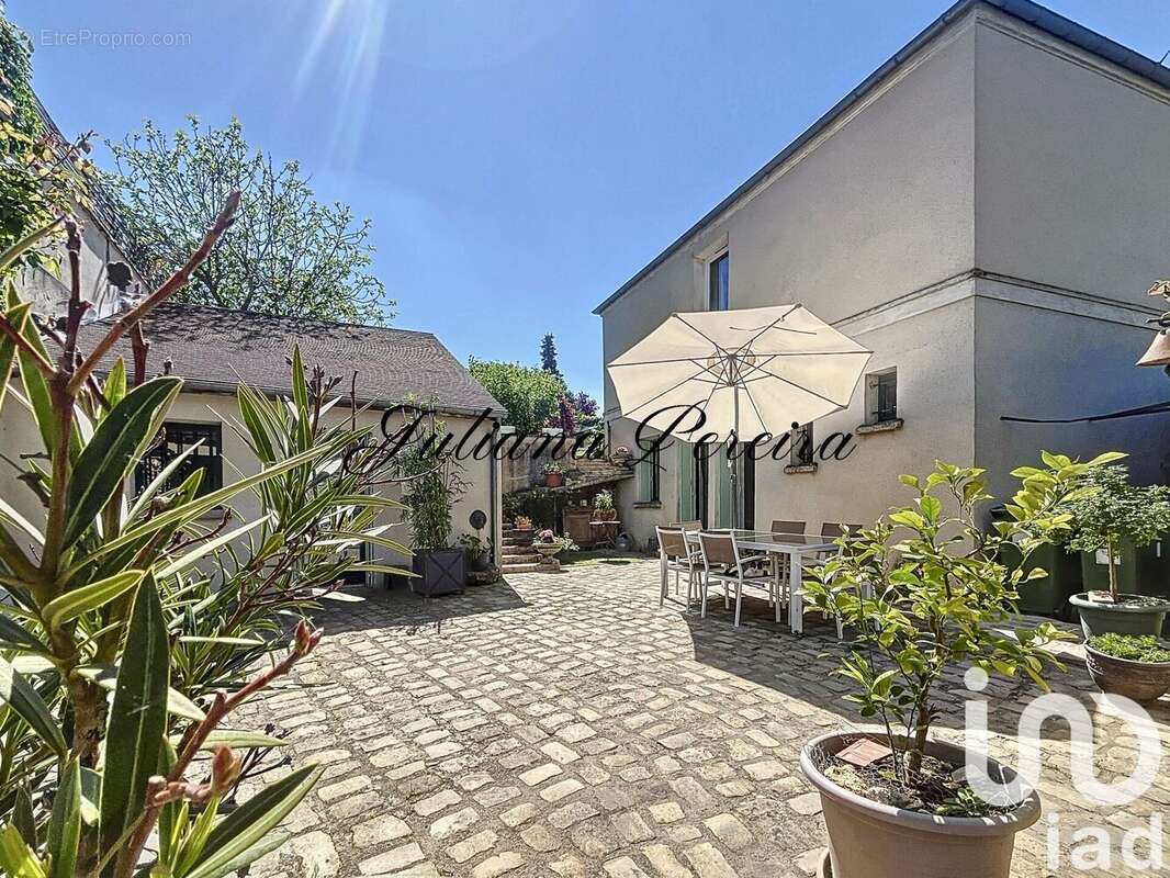 Photo 2 - Maison à LES ALLUETS-LE-ROI