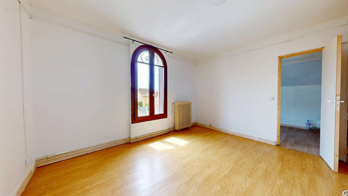 Maison à DRANCY