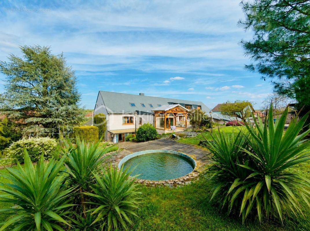Propriété d’exception de 956 m² au cœur d’ETTING - photo 1