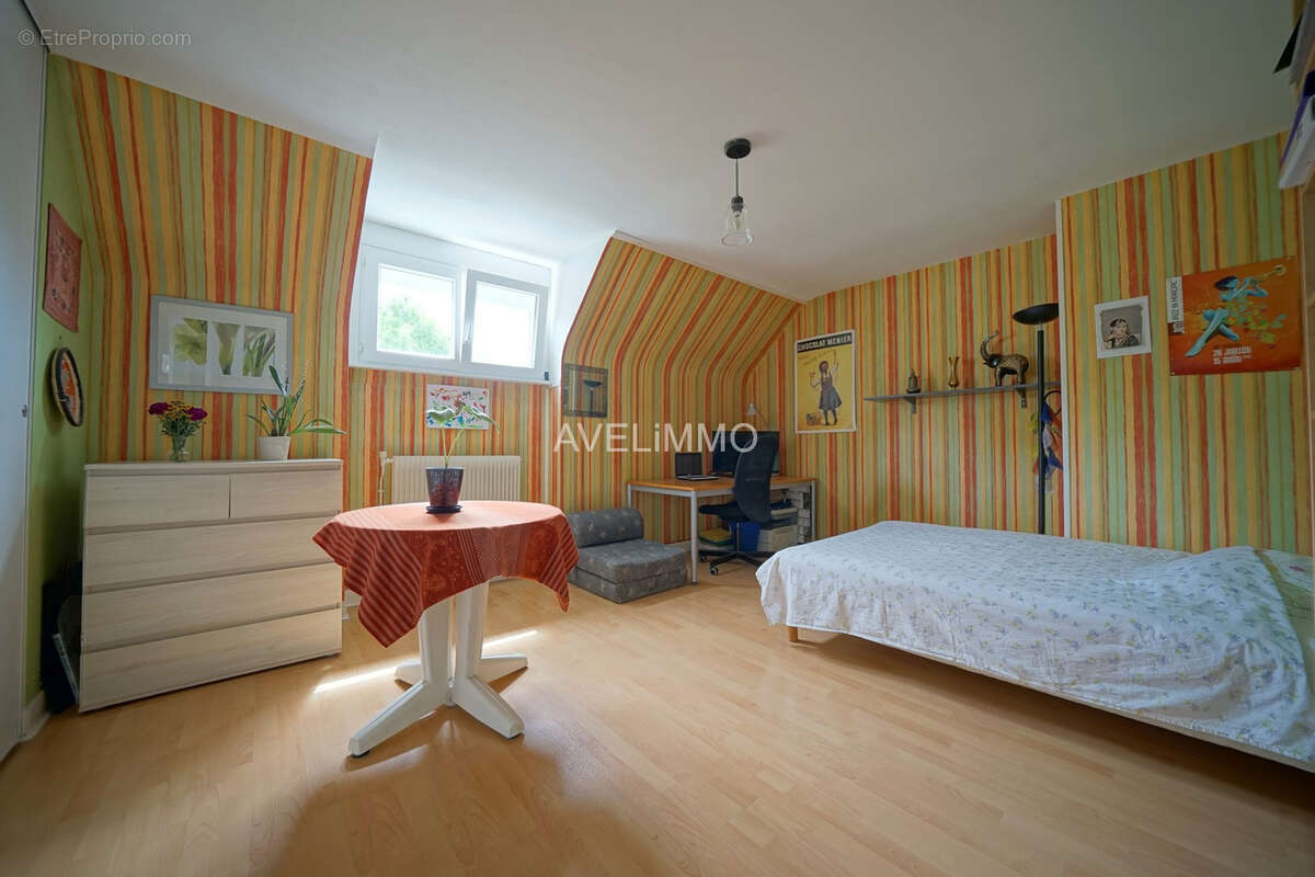Maison à MONTFORT-L'AMAURY