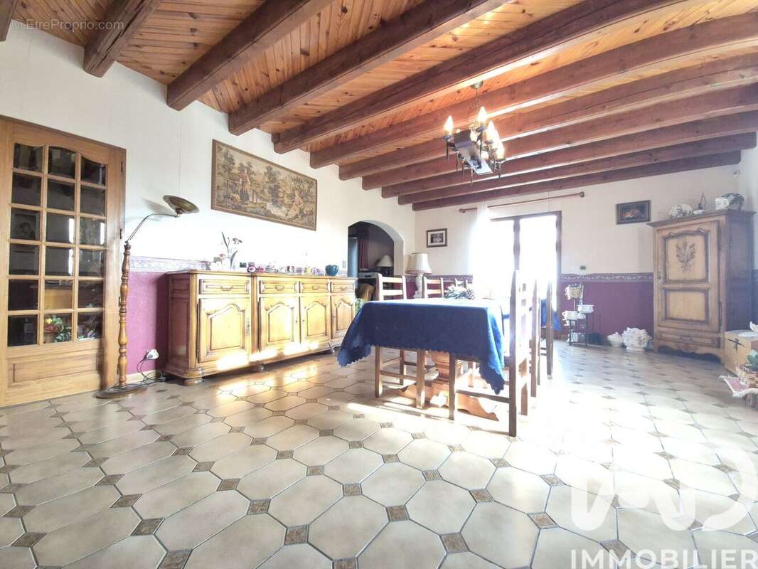 Maison 200 m² à Haraucourt  - photo 9