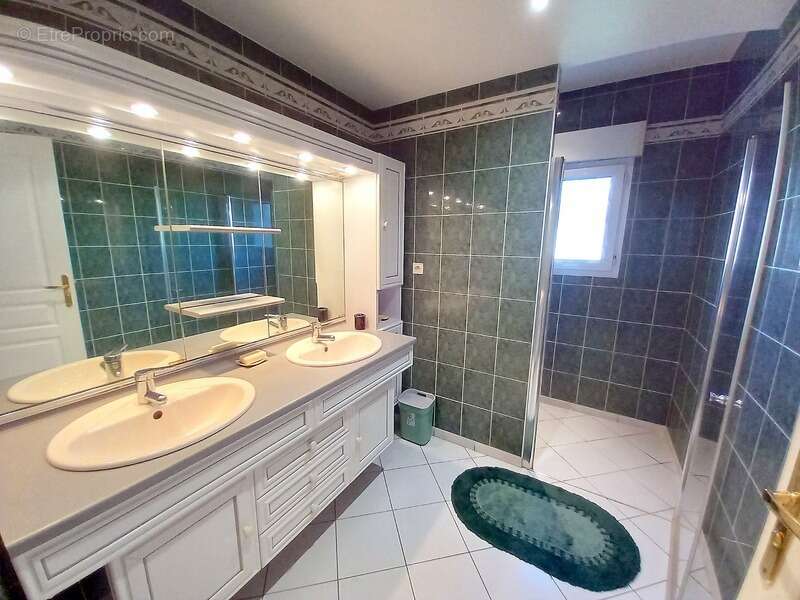 Maison à BONCHAMP-LES-LAVAL