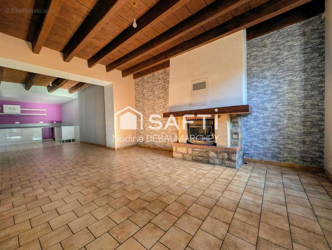 Photo 7 - Maison à PALINGES