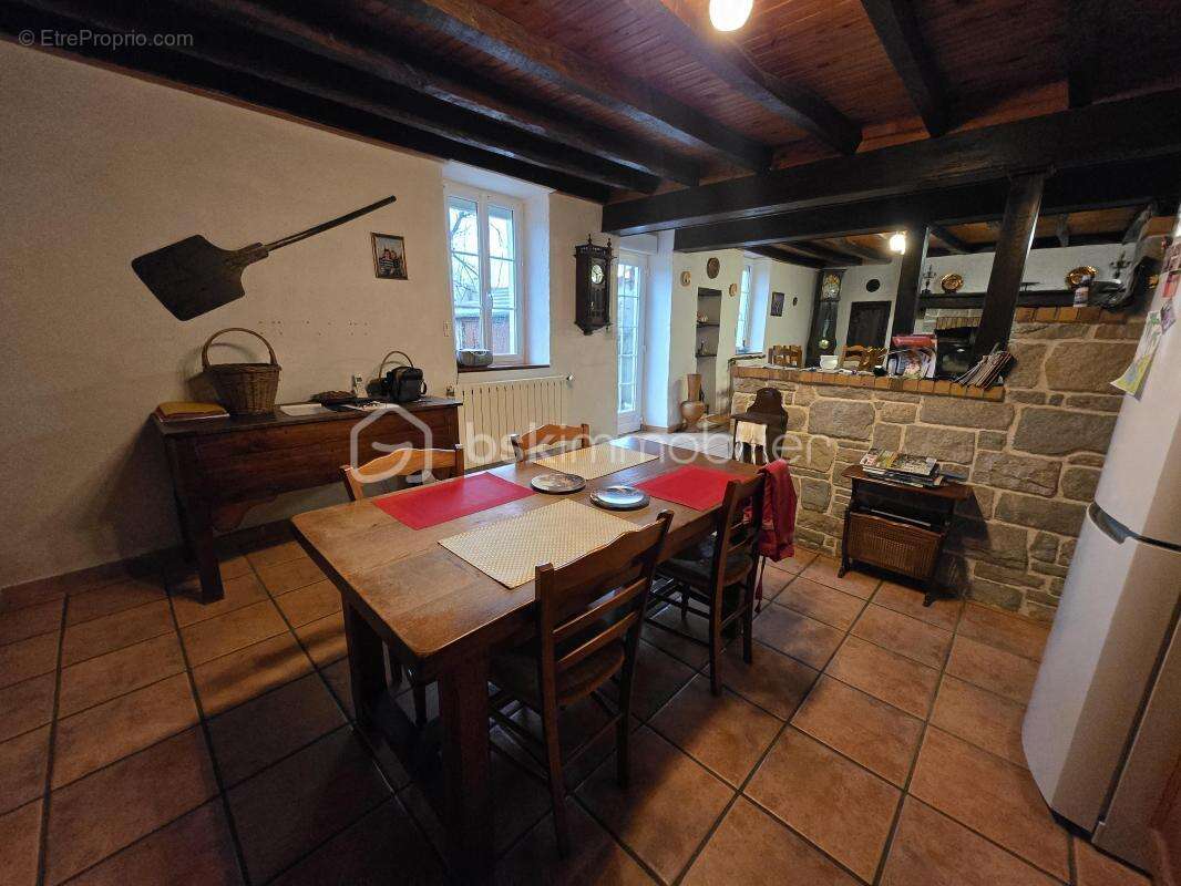 Maison à SAINT-BENIN-D'AZY