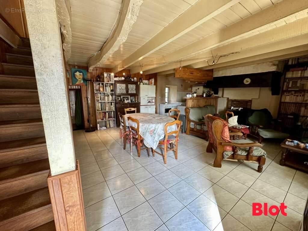 Maison à BRETEIL