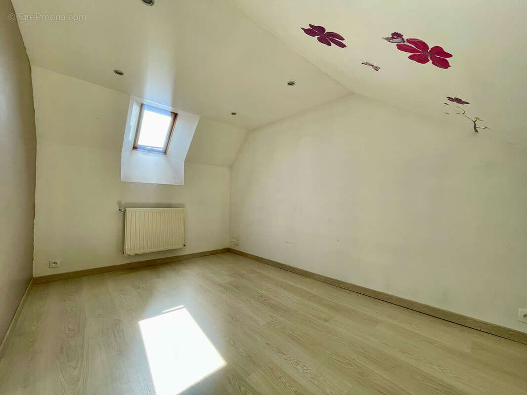 Maison au calme, ideal 1er achat ou investissment locatif ! - photo 7