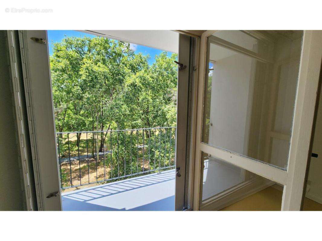 Appartement F2 - photo 11