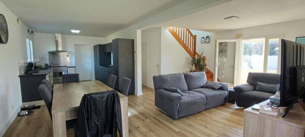 Maison à PLOUGUERNEAU