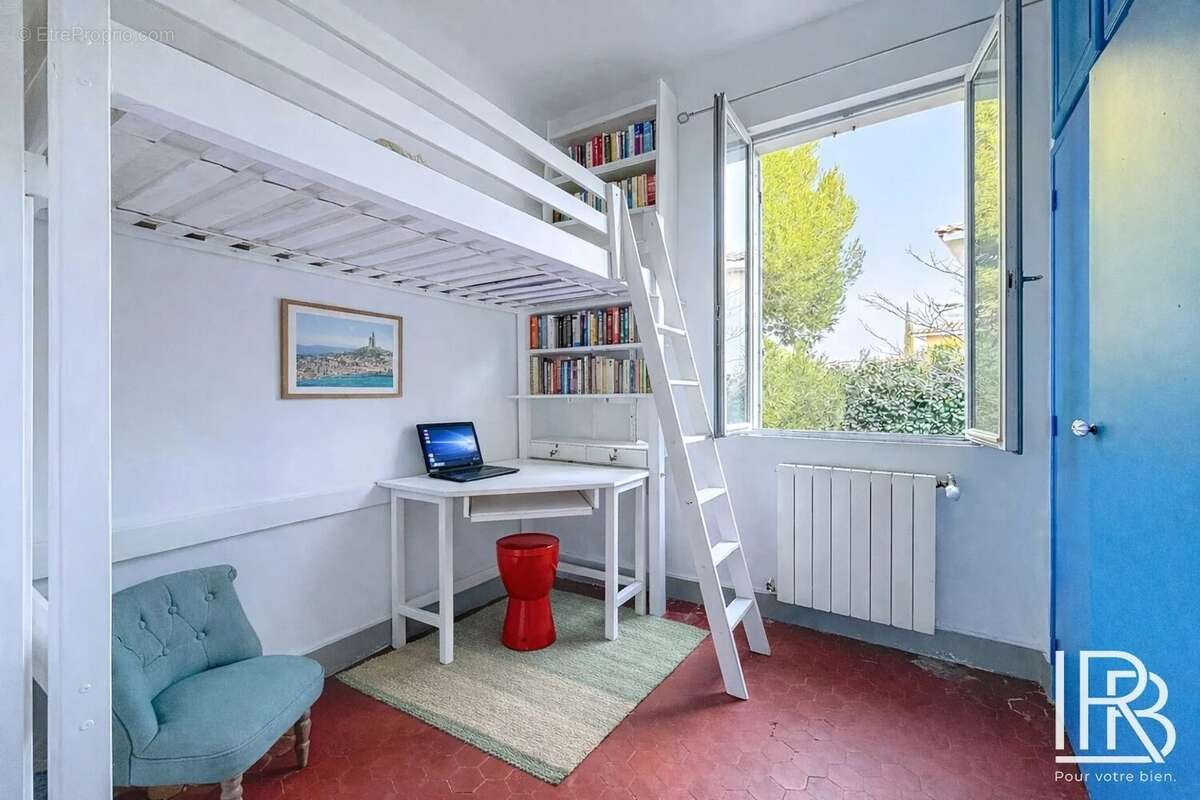 Maison à MARSEILLE-7E