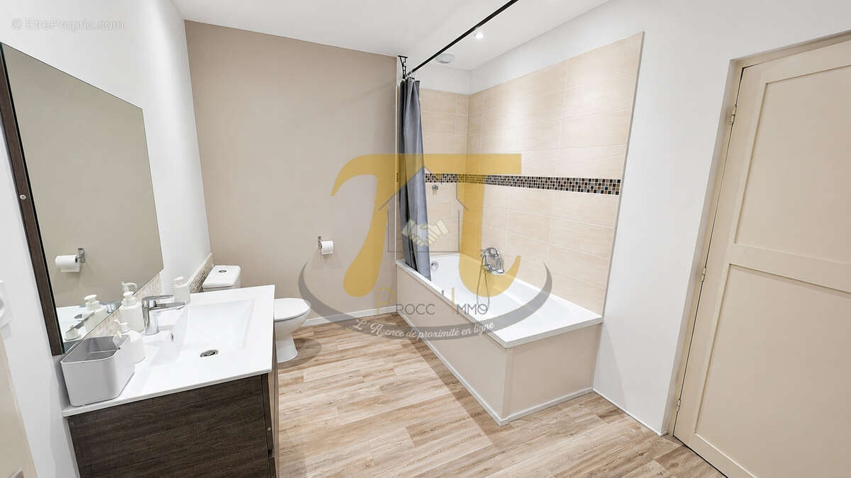 AURIAC-SUR-VENDINELLE   Grande maison familiale rénovée avec 5 chambres - photo 10