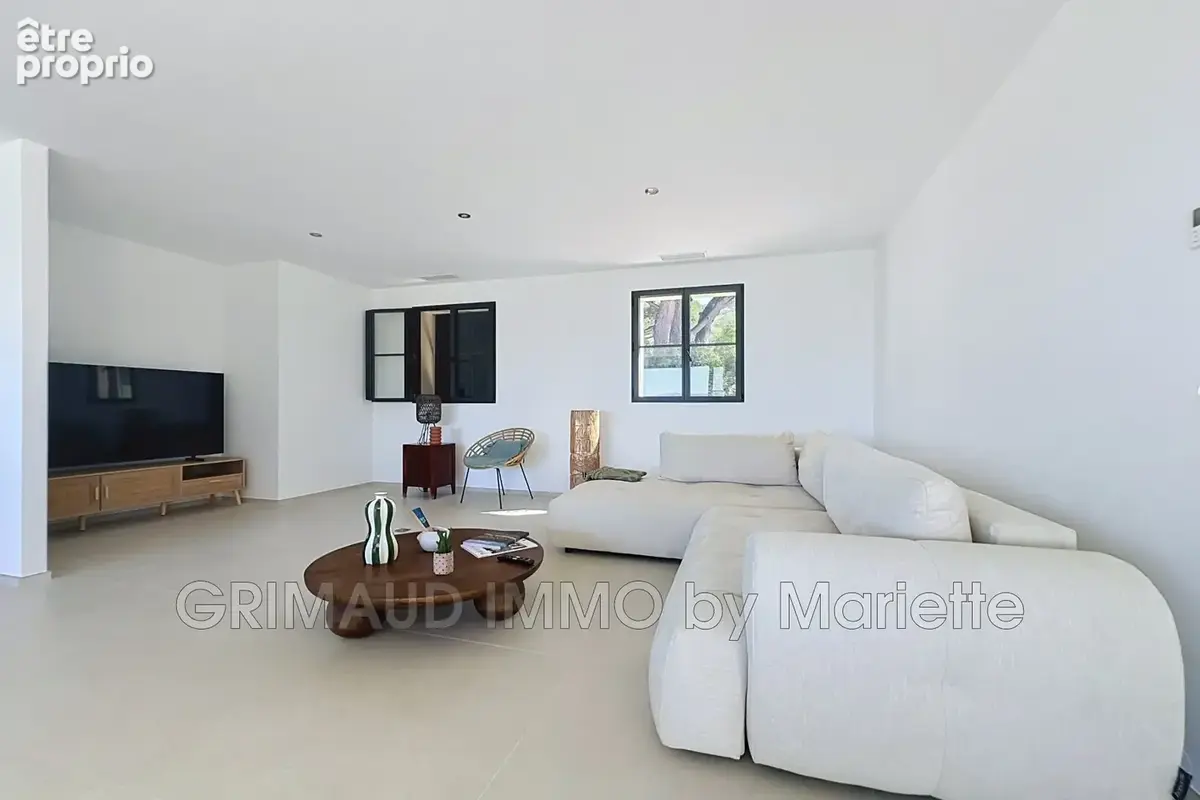 Maison 255 m² à Gassin  - photo 8