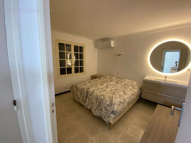 Maison à LES ISSAMBRES