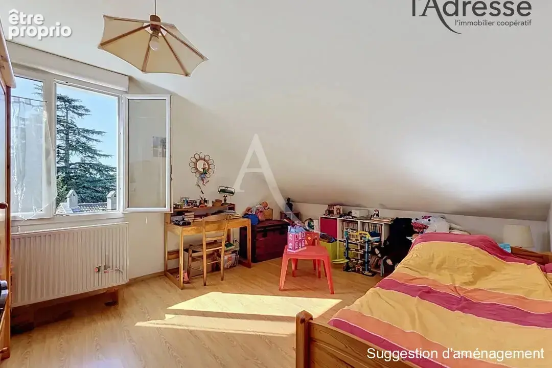 SURESNES MONT-VALÉRIEN  - Meulière de 161m² Carrez 6 pièces avec parcelle de 227m² - photo 6