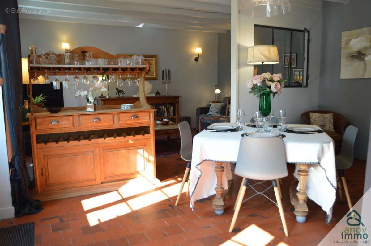 Maison à CHARBONNAT