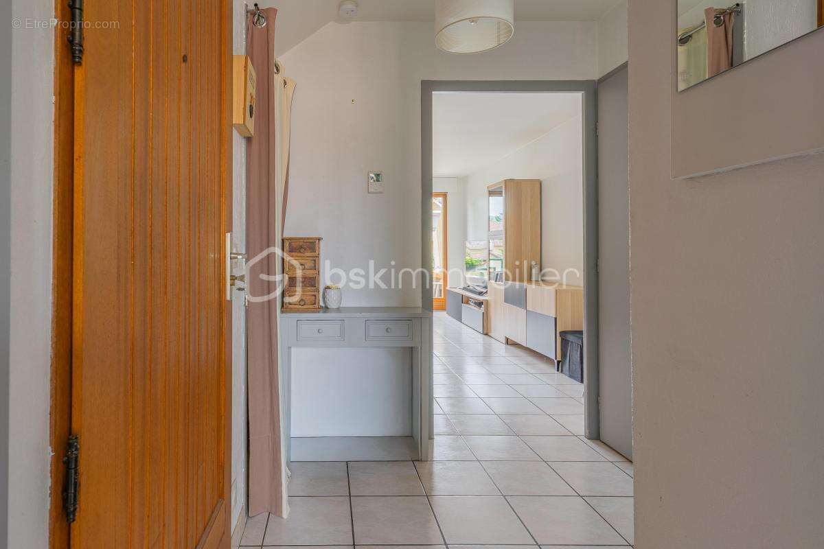 Spacieux T3 en duplex avec balcon - photo 5