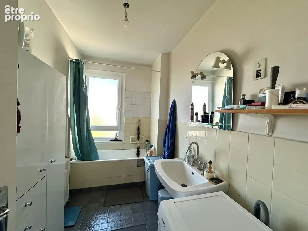 Appartement T3 Villeurbanne 69100 Traversant, Lumineux, balcon, cave, garage - photo 6