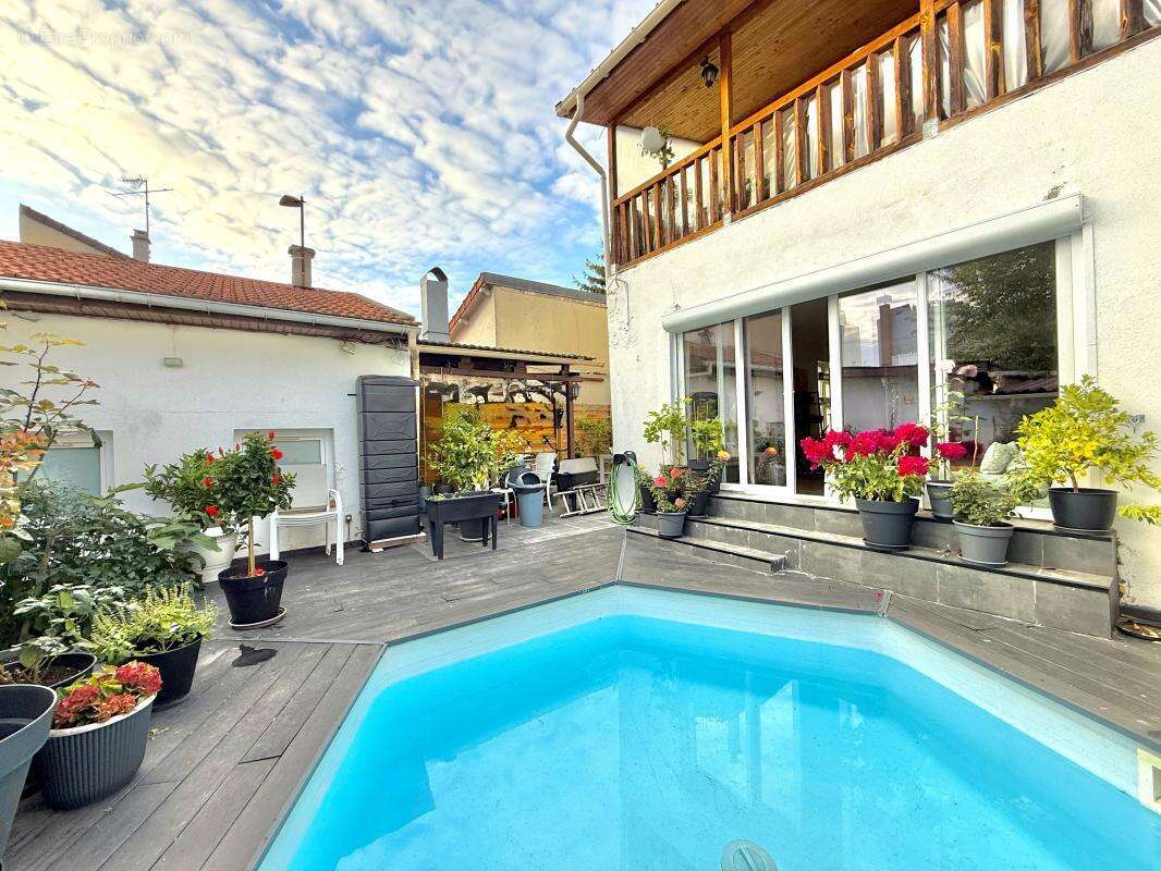 Maison à BOBIGNY