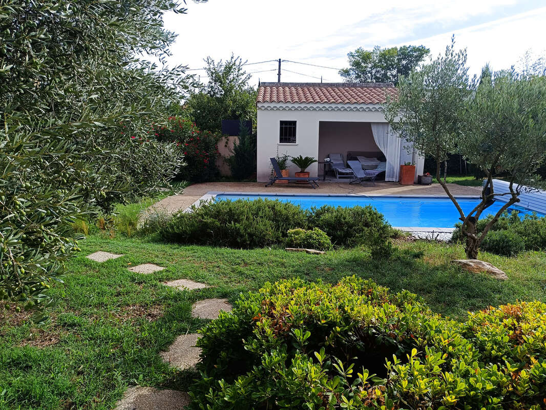 Maison à VAISON-LA-ROMAINE
