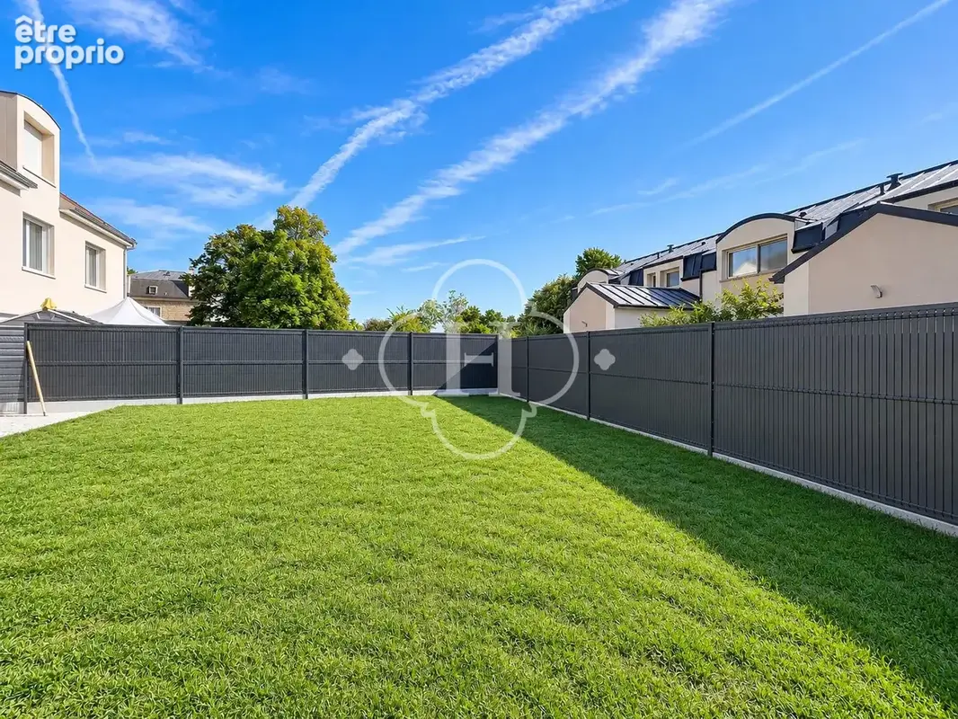 Maison 8 pièces 175 m² à vendre à Le Mesnil-Le-Roi (78600) - photo 8