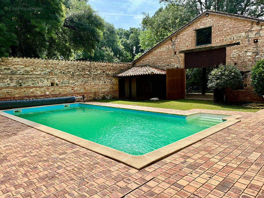 Maison à PINEL-HAUTERIVE