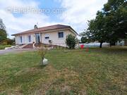 Maison à LABRUGUIERE